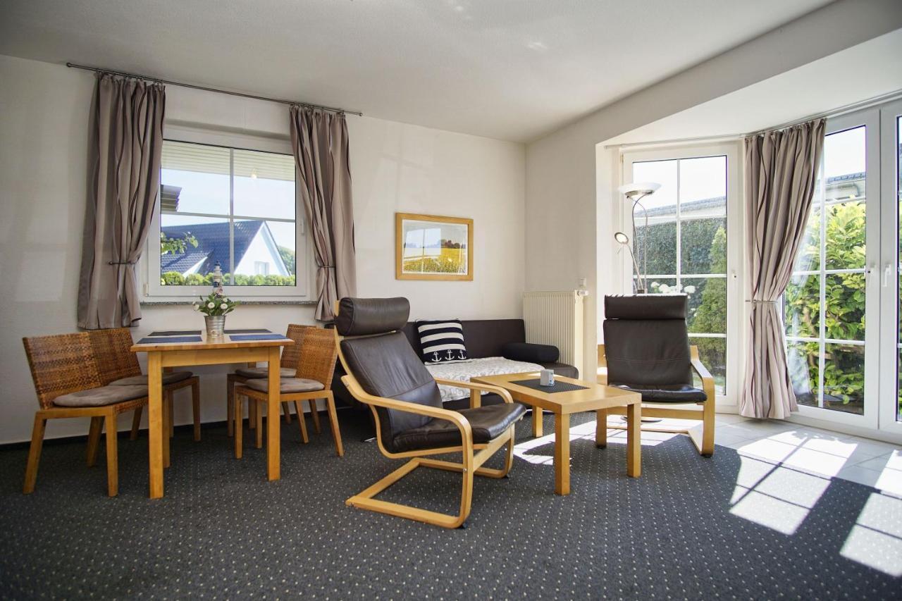 Nah Am Meer, Ruhige Lage, Gratis Nutzung Vom Ahoi Erlebnisbad Und Sauna In Sellin - Haus Inselblick Fewo 02 奥斯特巴德·哥伦 外观 照片