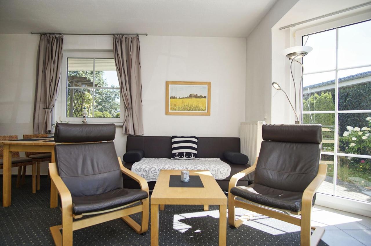 Nah Am Meer, Ruhige Lage, Gratis Nutzung Vom Ahoi Erlebnisbad Und Sauna In Sellin - Haus Inselblick Fewo 02 奥斯特巴德·哥伦 外观 照片