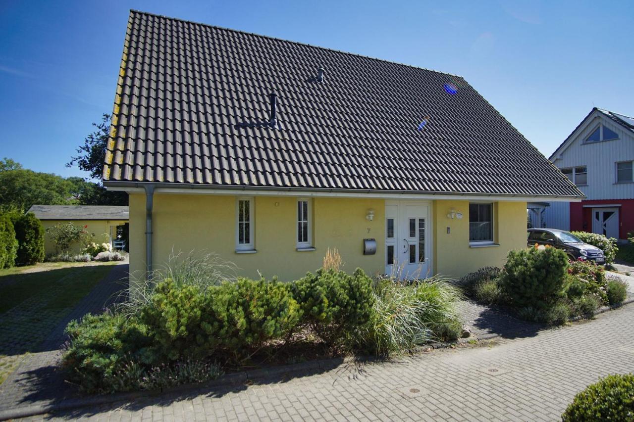 Nah Am Meer, Ruhige Lage, Gratis Nutzung Vom Ahoi Erlebnisbad Und Sauna In Sellin - Haus Inselblick Fewo 02 奥斯特巴德·哥伦 外观 照片